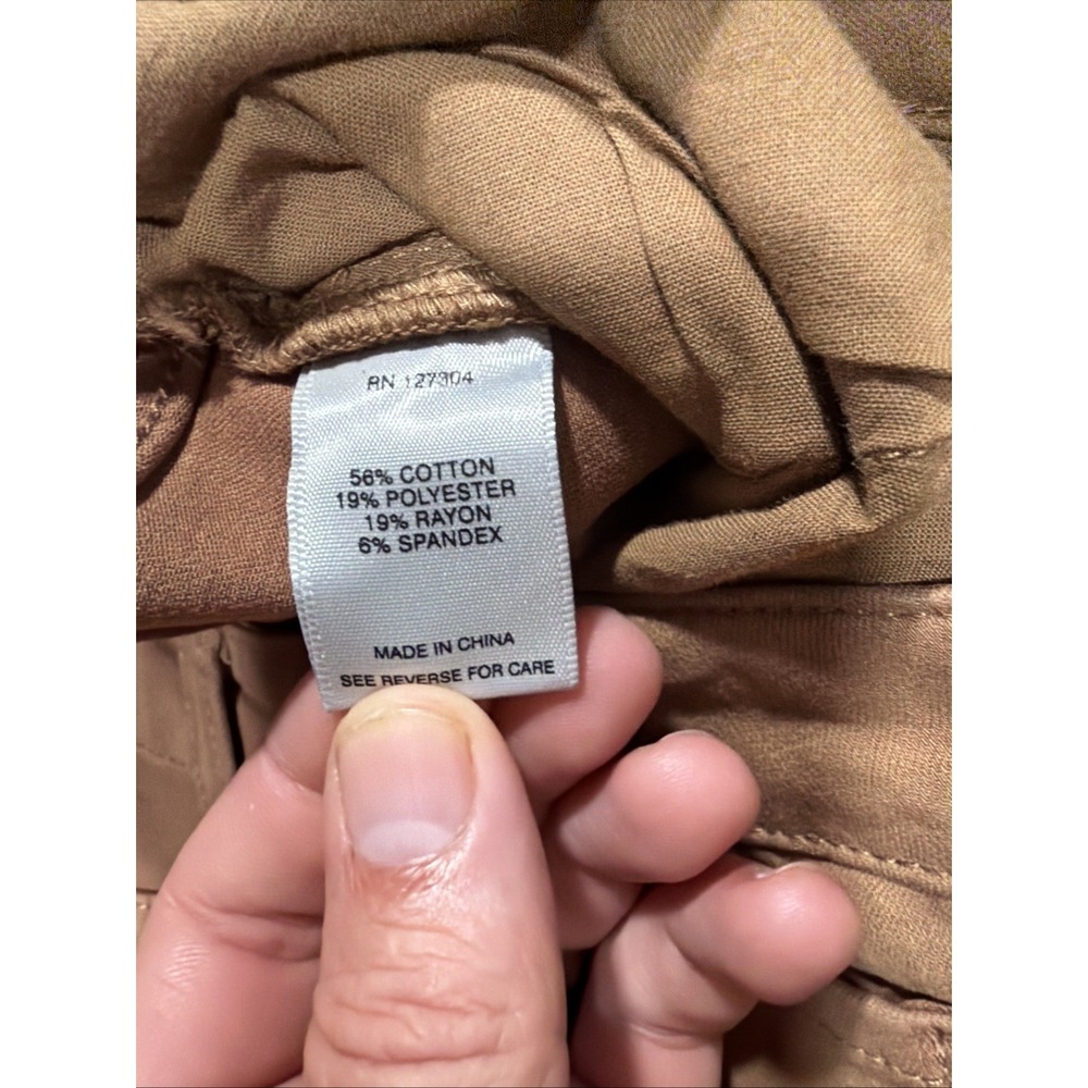 John Mark NWT Capri Woman's 6P Brown Button Up Pockets Stretch Cotton‎ Blend - Picture 11 of 11